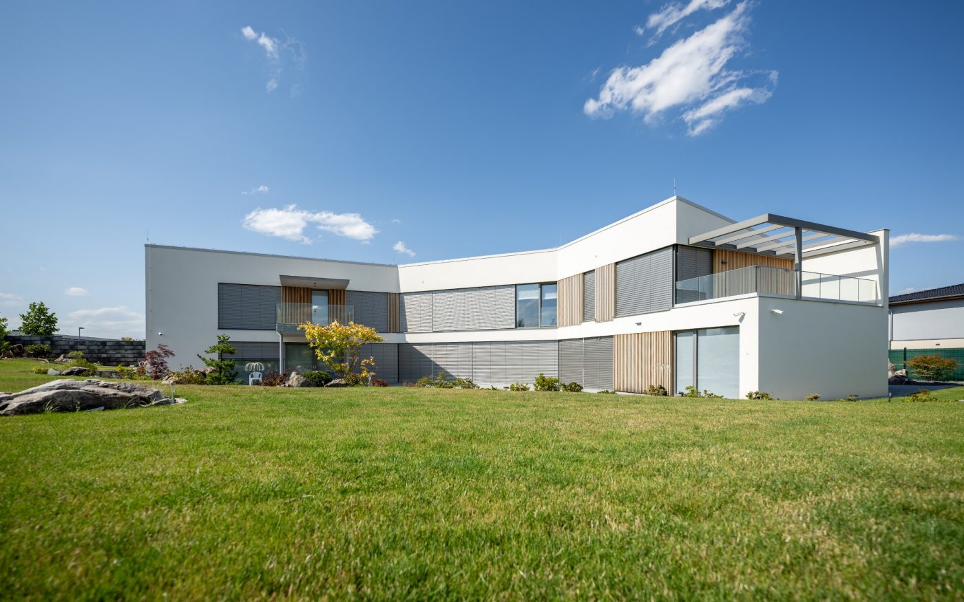 Reference rodinný dům Praha 2023, zdivo Porotherm EKO+ Profi