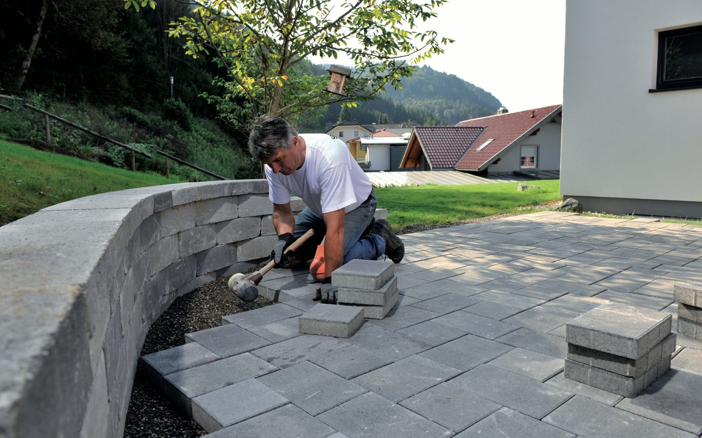 Foto pokládka dlažby návod