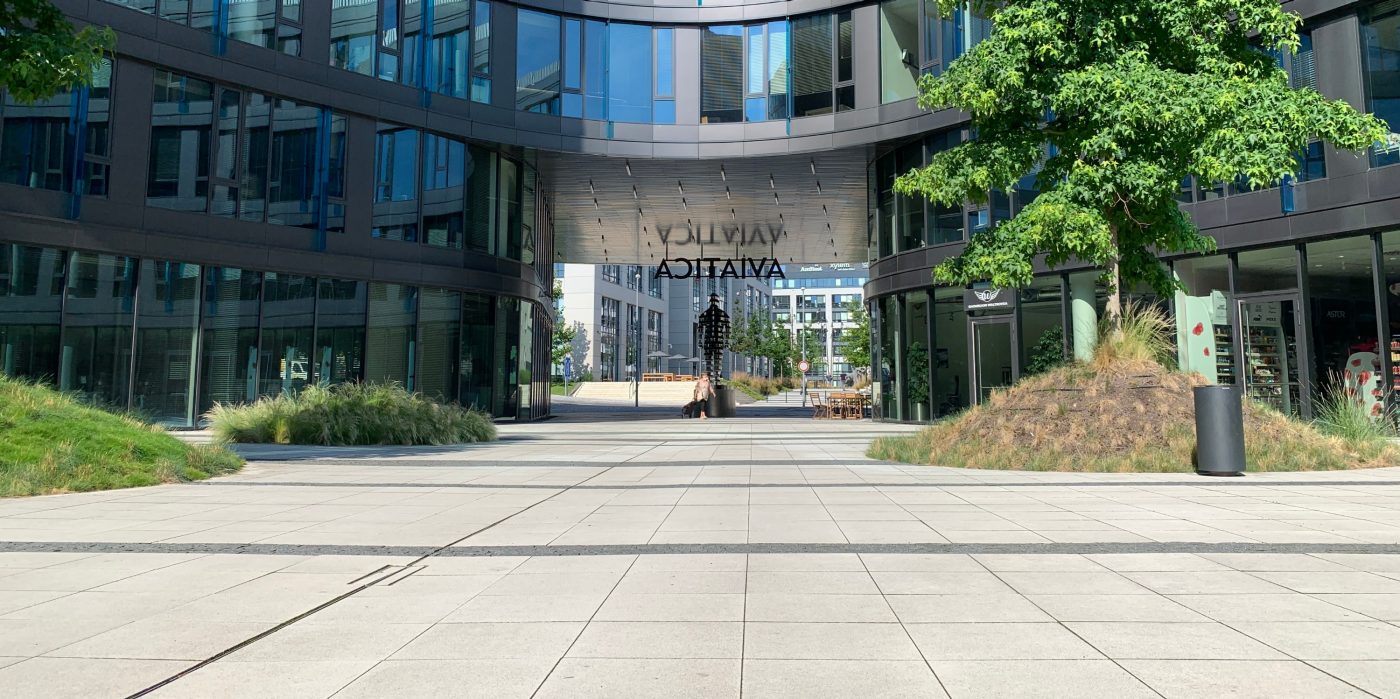 Reference verejne plochy Praha dlazba Umbriano granit bila