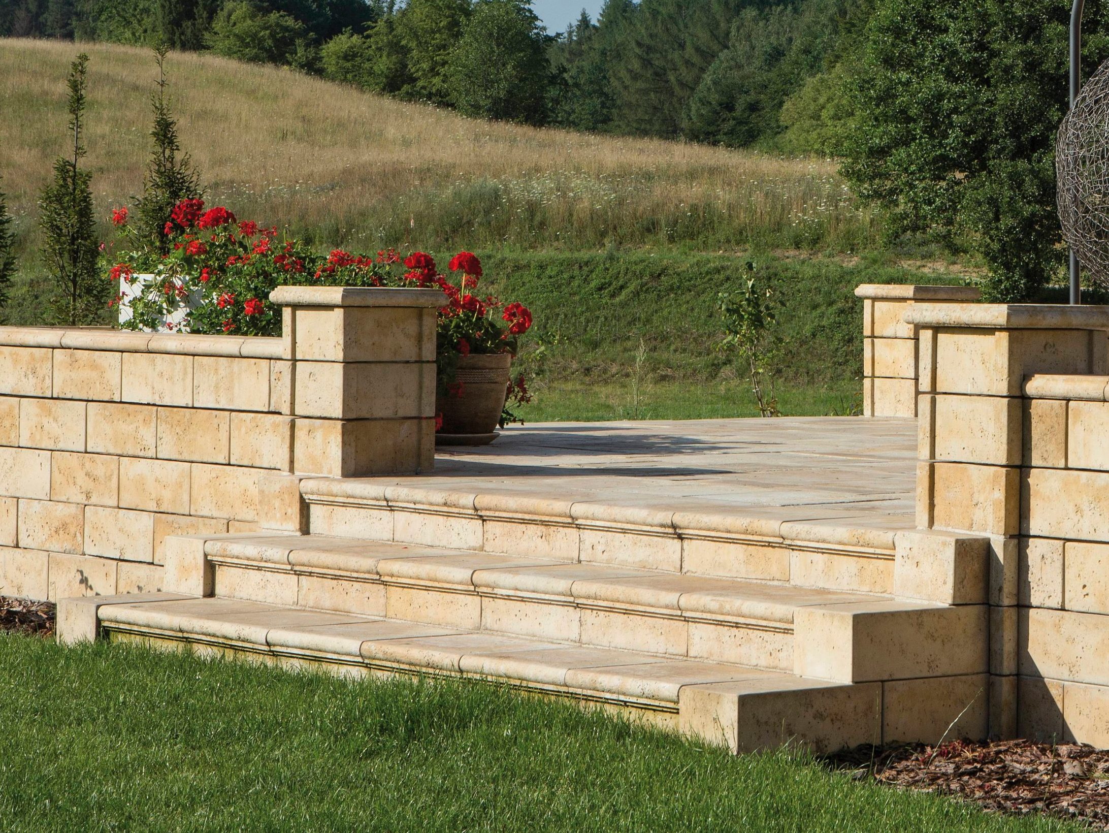 Reference photo of Bradstone Travero schody bezova melirovana