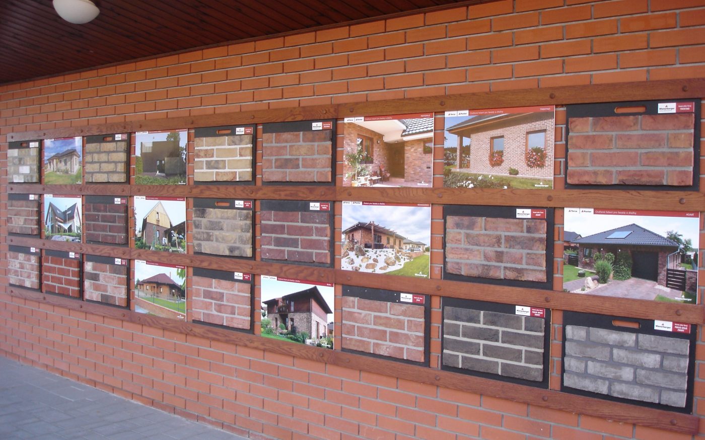 Lícové cihly a obkladové pásky Terca v showroomu Jirčany u Prahy