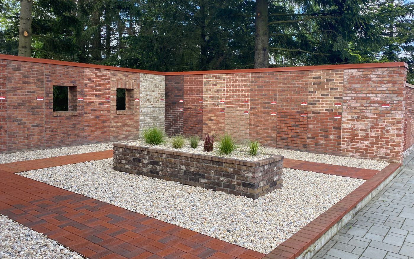 Lícové cihly a obkladové pásky Terca v showroomu Jirčany u Prahy