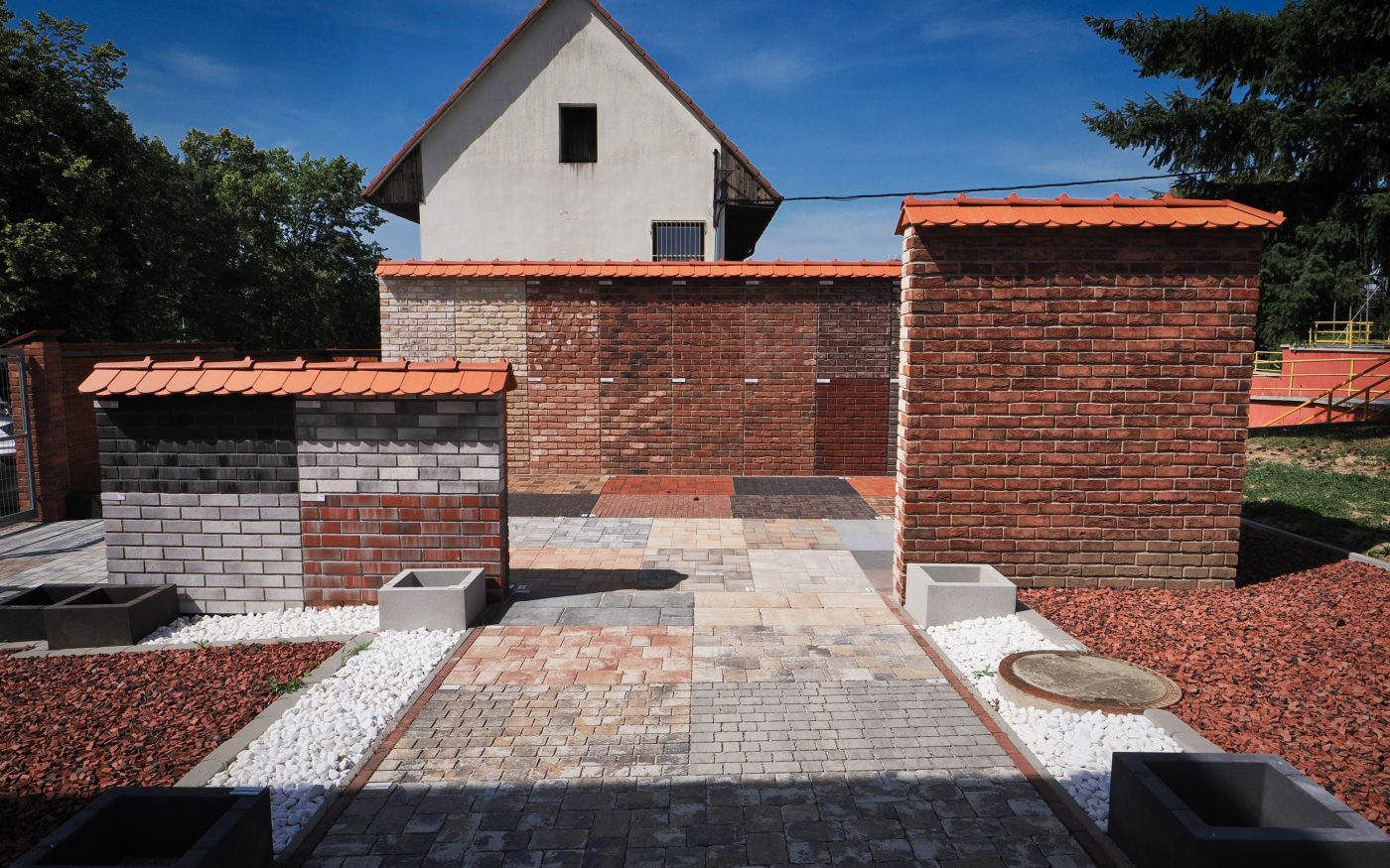 Lícové cihly a obkladové pásky Terca v showroomu Jirčany u Prahy