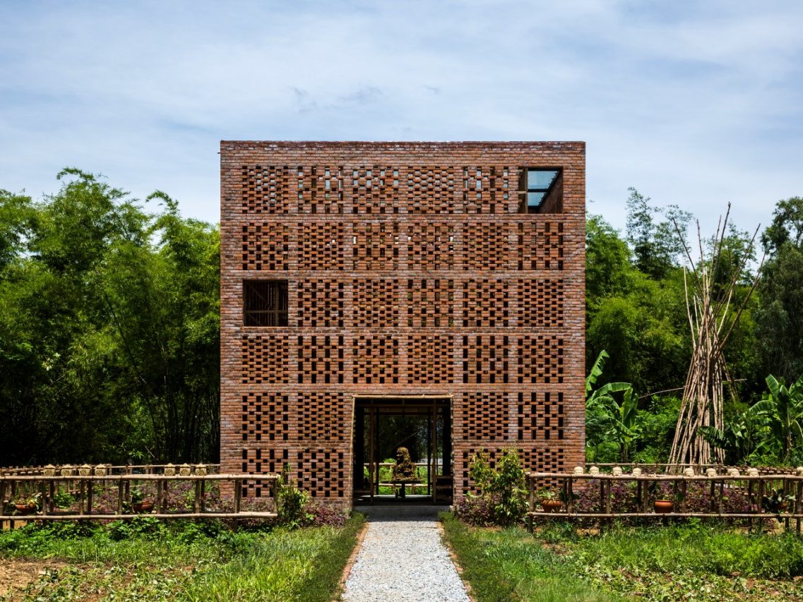 artist working space "Terra Cotta Studio" in Dien Phuong/Vietnam