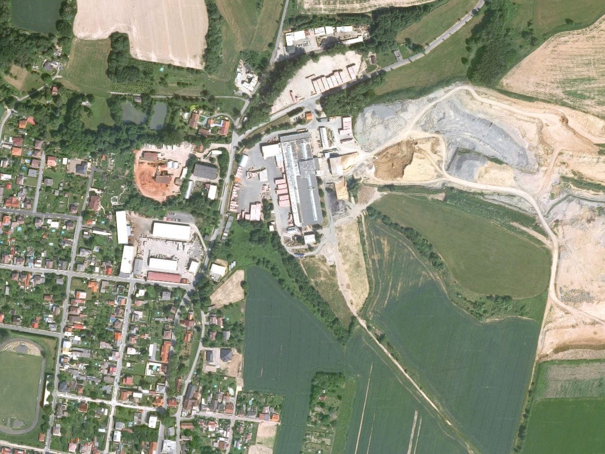 Letecký snímek výrobního závodu Kostelec nad Orlicí, Zdroj: Googlemaps.cz