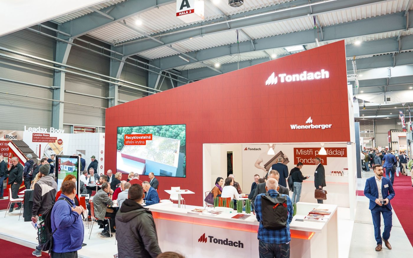 Plastové střešní okno Tondach