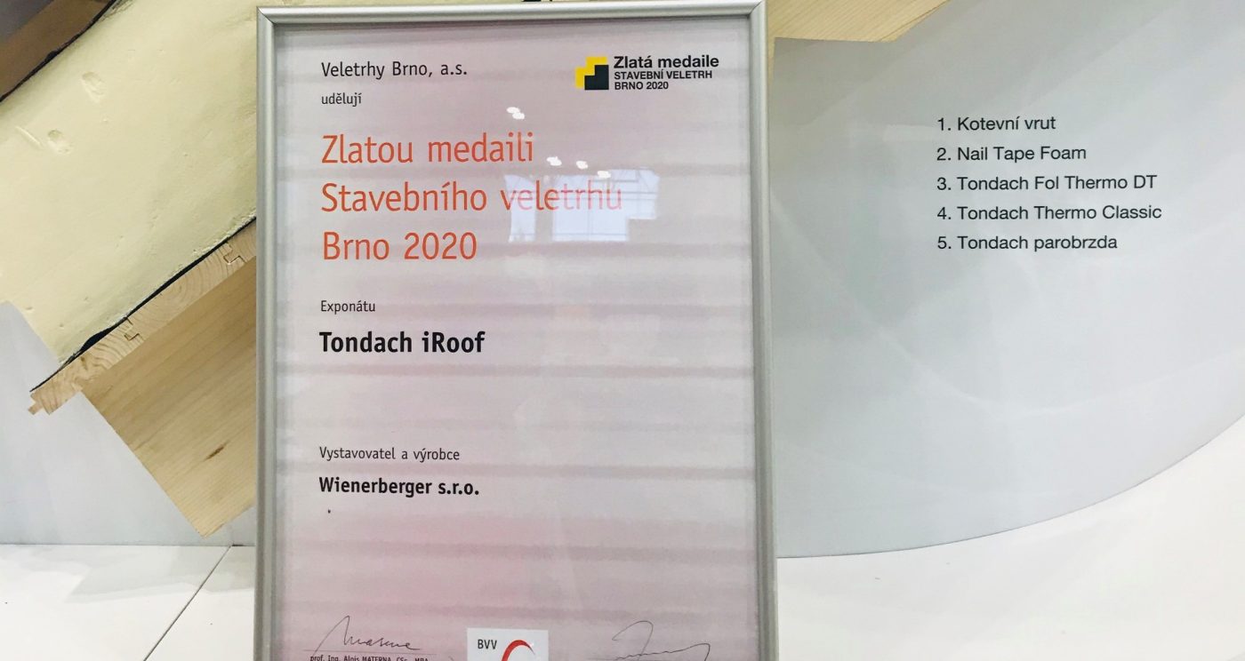 Fotografie - Zlatá medaile pro tepelněizolační systém střech Tondach iRoof - ocenění na veletrhu IBF v Brně 2020