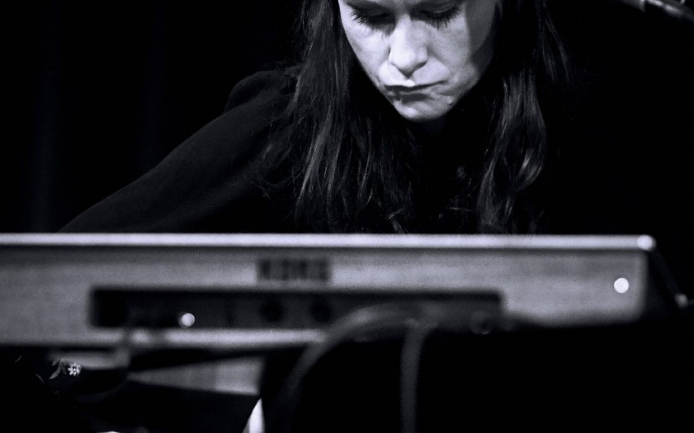 Projekt Monumentum - Lenka Dusilová, fotograf: Jiří Princ