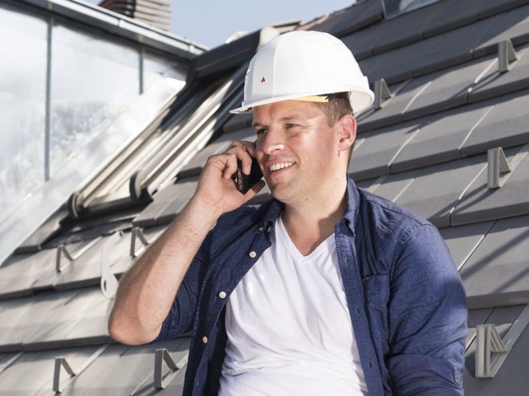 Kontakty pro střechy - oblastní manažeři, techničtí poradci, zákaznické centrum a mapa prodejních oblastí