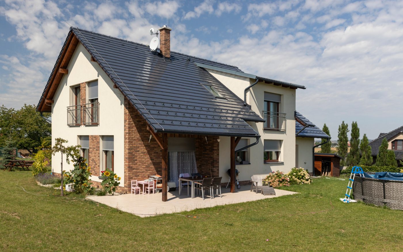 Rodinný dům Přerov 2014 - střešní krytina Tondach Figaro Deluxe glazura Amadeus šedá & Lícové cihly Terca Mardale antique | Wienerberger