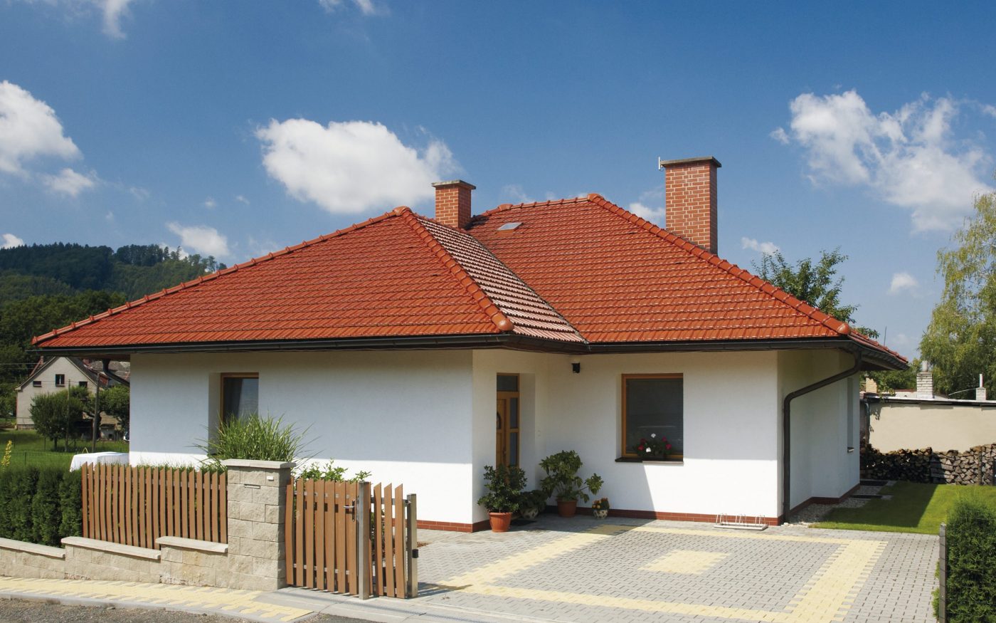 Reference produktů Tondach 2009 Brněnka 14 Engoba červená