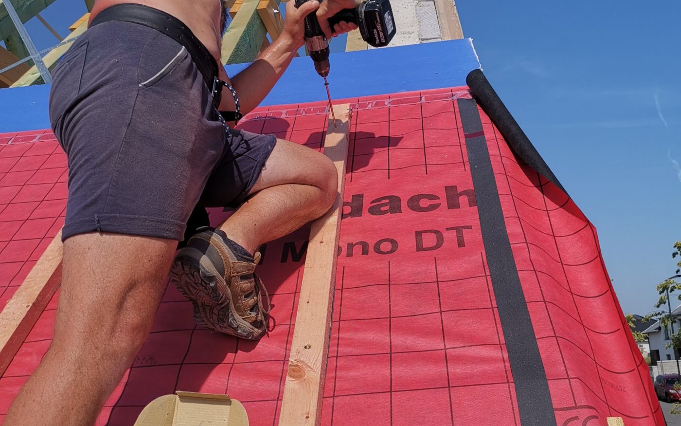 Foto z nadkrokevní izolace a laťování | Vzorový e4 dům | Wienerberger