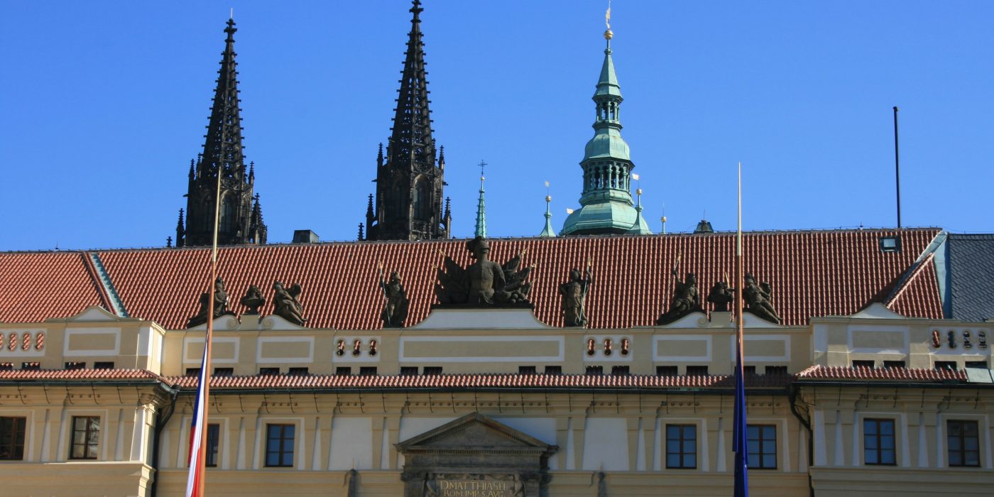 Prag Castle 2015 - Tondach - historical - Romania