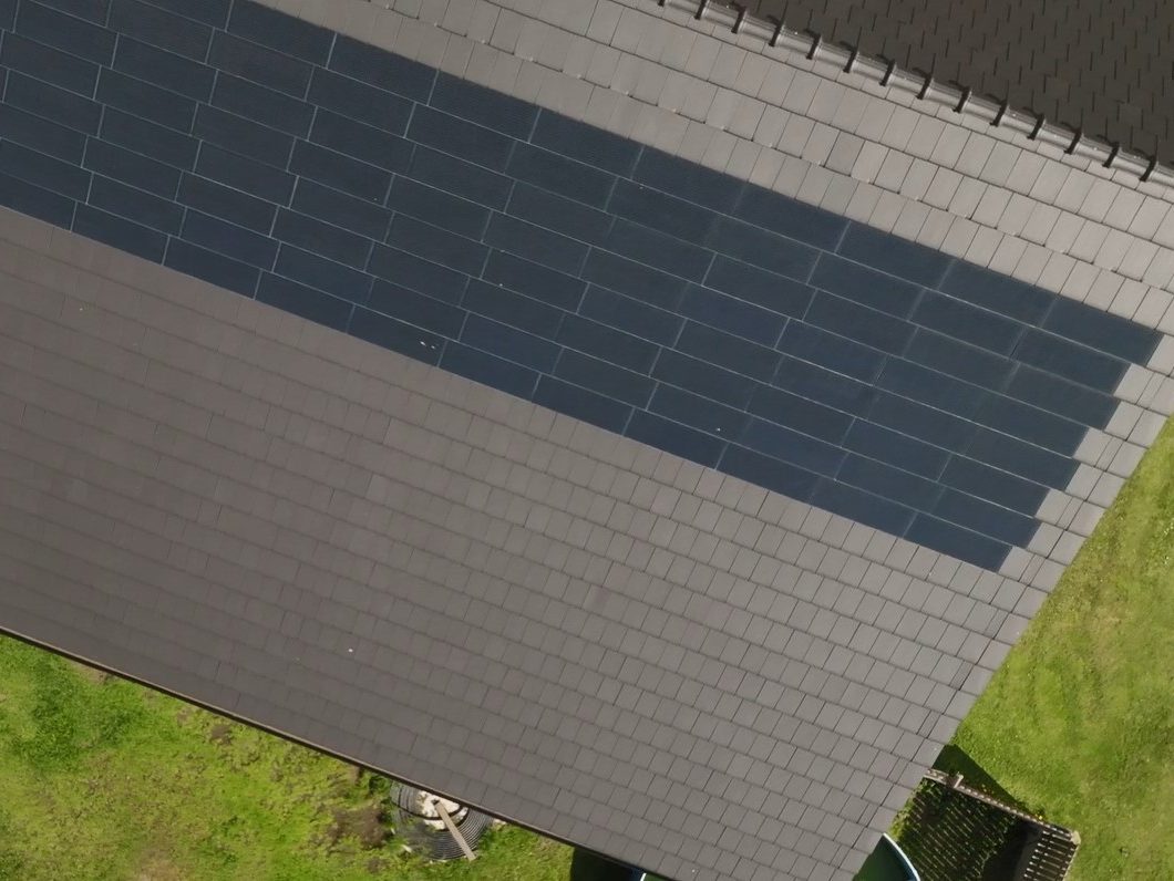 Fotovoltaická střešní krytina Wevolt X-Tile