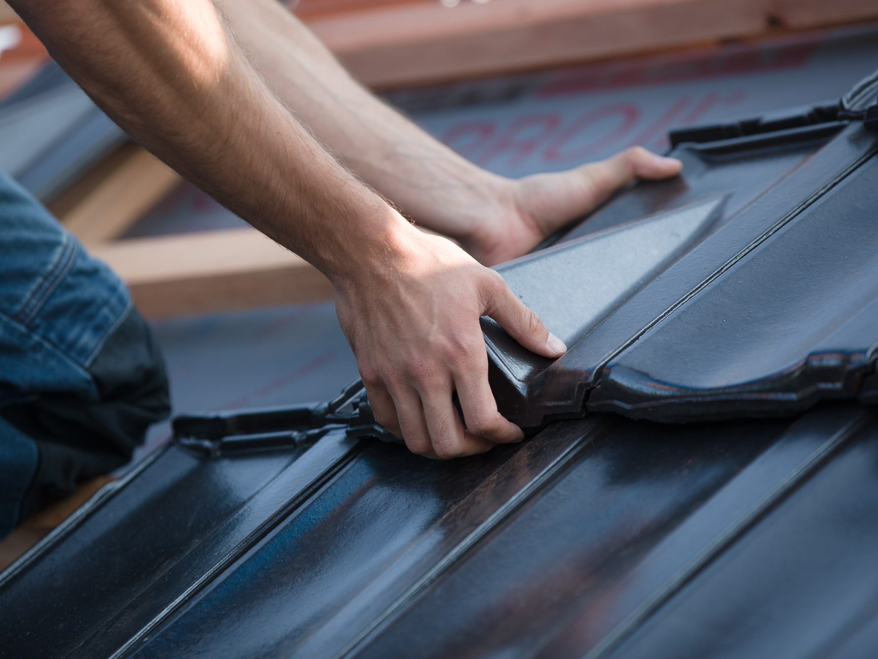 Podzimní kampaň 2018 Mistři pokládají Tondach - pokládka střechy, pokrývač, střecha