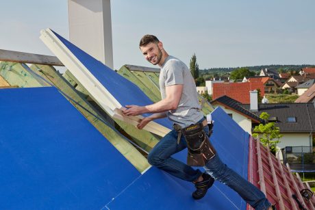 iRoof a pokládka střešní krytiny Tondach Figaro