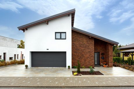 Reference rodinný dům Okres Jihlava 2020 - Terca Agaat + antracit spárovací hmota PTH 44 bez zateplení | Wienerberger