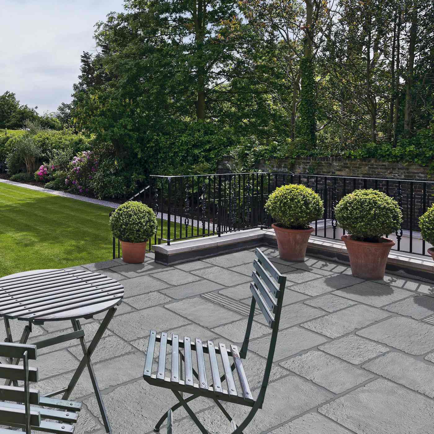 Foto SemmelrockSemmelrock - Bradstone Lias dlažba světle šedá