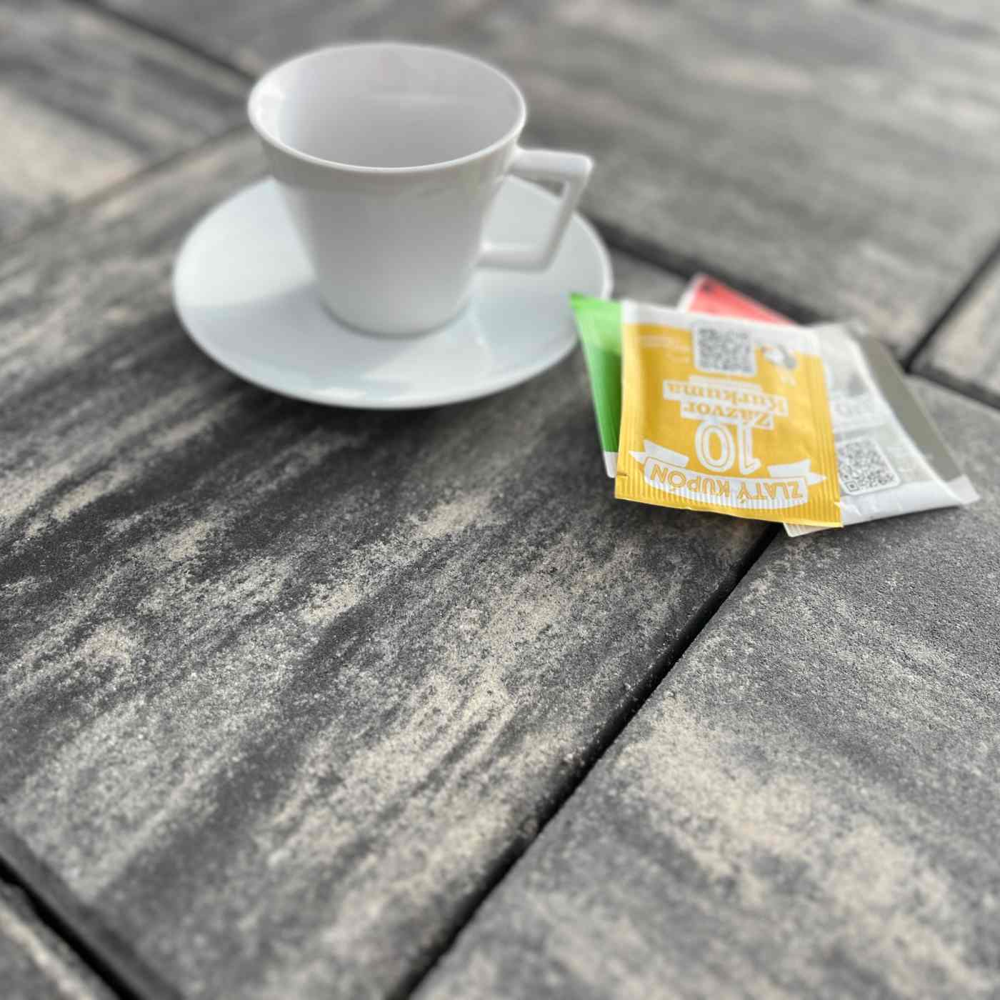 Semmelrock zahradní dlaždice bíloantracitová detail