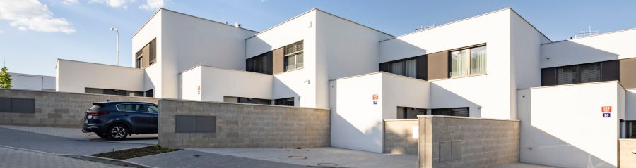 Reference novostavby bytového domu Praha Lysolaje | wienerberger