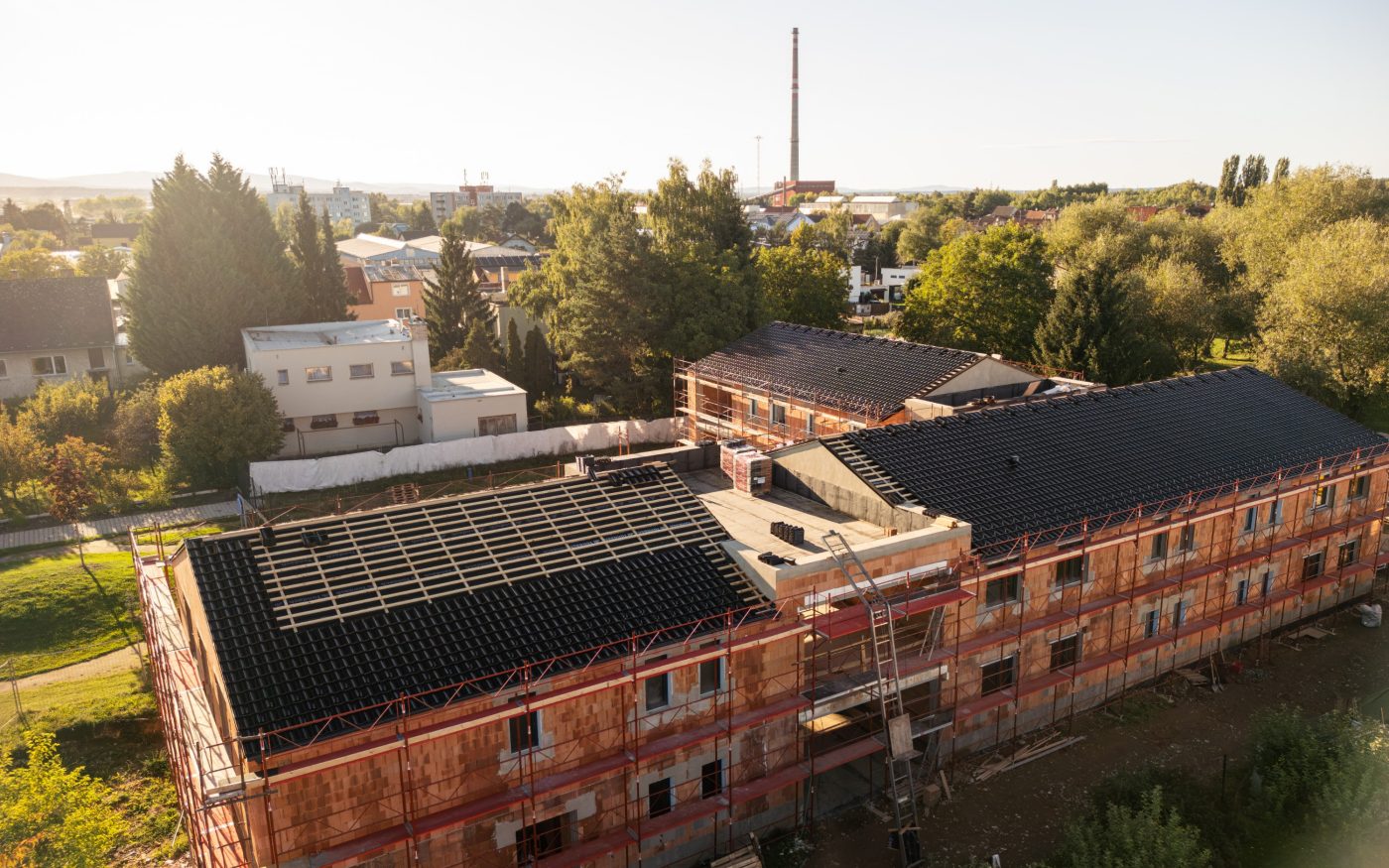 Reference cihly Porotherm 38 T Profi a střešní tašky Tondach Contiton 12 Centrum BAZALKA | wienerberger