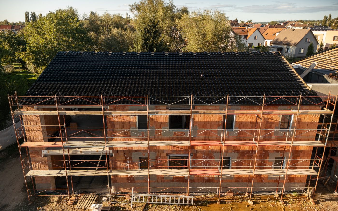 Reference cihly Porotherm 38 T Profi a střešní tašky Tondach Contiton 12 Centrum BAZALKA | wienerberger